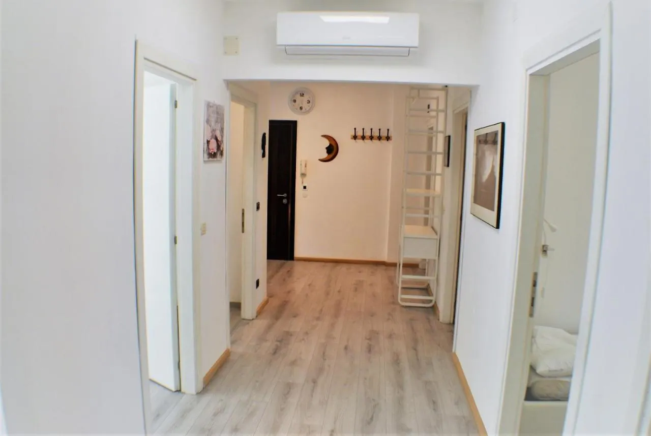 Casa Leonardo Apartment Mestre Italy