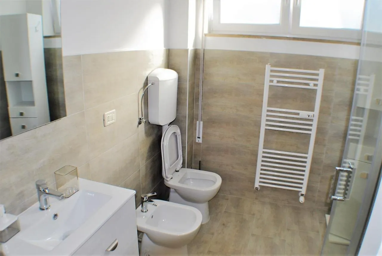 Casa Leonardo Apartment Mestre 0*,